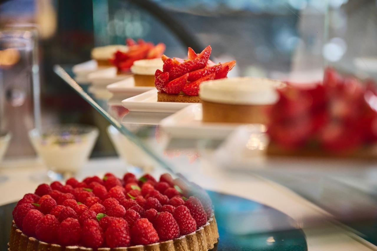 Hotel-Restaurant Valrose Γκστάαντ Εξωτερικό φωτογραφία