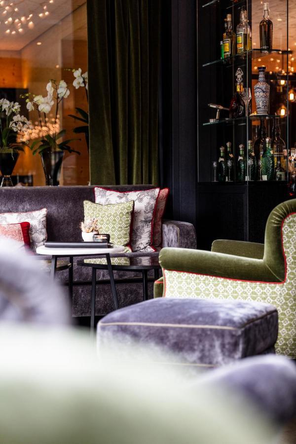 Hotel-Restaurant Valrose Γκστάαντ Εξωτερικό φωτογραφία